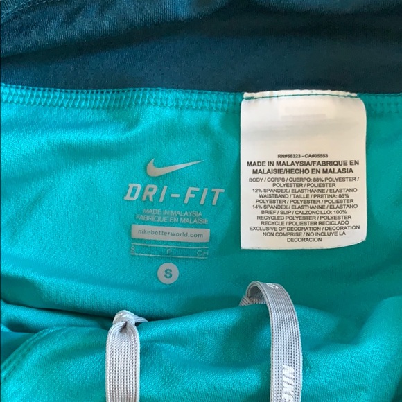 NIKE RUN SHORT - Picture 3 of 6